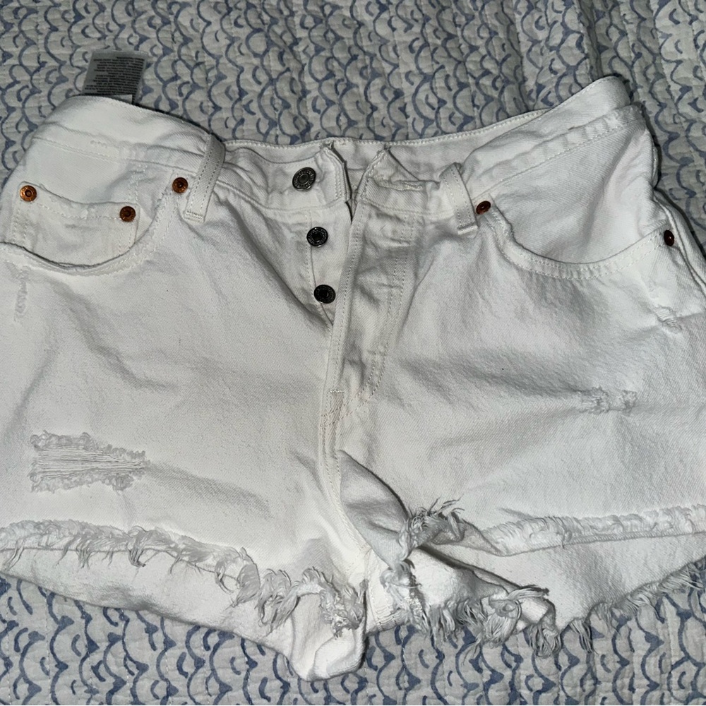 Levi’s high waisted shorts